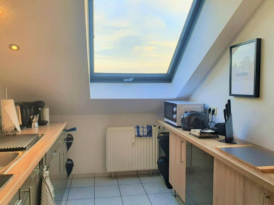 Modernes Und Ruhiges Appartement Mit Loggia Marl Exterior foto